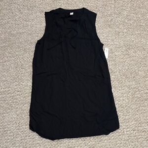 5 for $25 🛍️ Old Navy Black Sleeveless Blouse